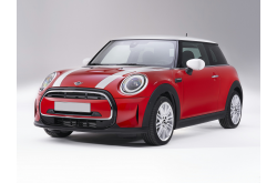 Picture of the 2024 MINI Hardtop 