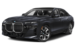 Picture of the 2025 BMW 740 