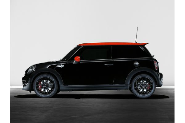 Review: 2011 MINI John Cooper Works