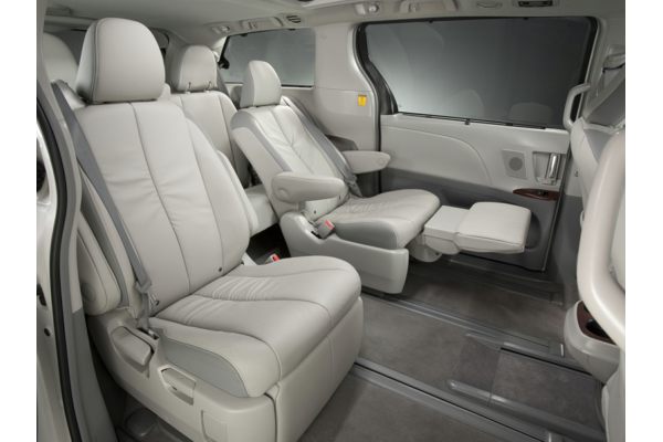2014 Toyota Sienna MPG, Price, Reviews Photos