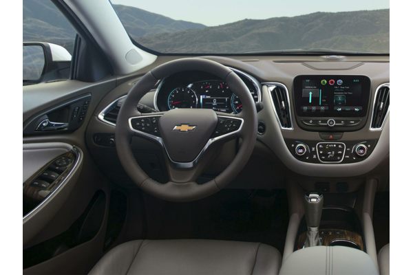 New 2018 Chevrolet Malibu Price Photos Reviews Safety Ratings