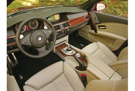 2010 BMW M5 Sedan Interior Photos