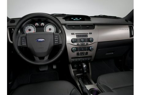 2010 Ford Focus MPG, Price, Reviews & Photos | NewCars.com