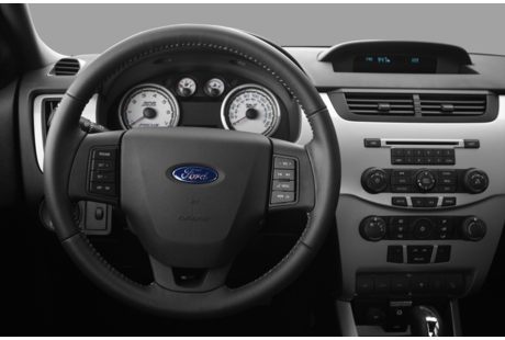 2010 Ford Focus MPG, Price, Reviews & Photos | NewCars.com