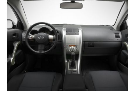 2010 Scion tC MPG, Price, Reviews & Photos | NewCars.com