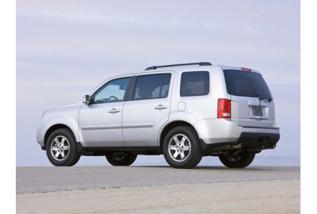 2011 Honda Pilot MPG, Price, Reviews & Photos | NewCars.com