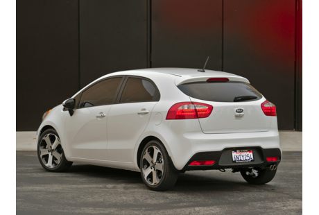 14 Kia Rio Mpg Price Reviews Photos Newcars Com