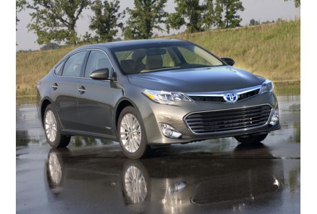 2014 Toyota Avalon Hybrid MPG, Price, Reviews & Photos | NewCars.com